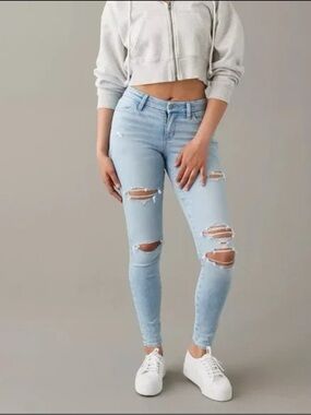 American Eagle Light Wash Curvy Hi-Rise Jeggings